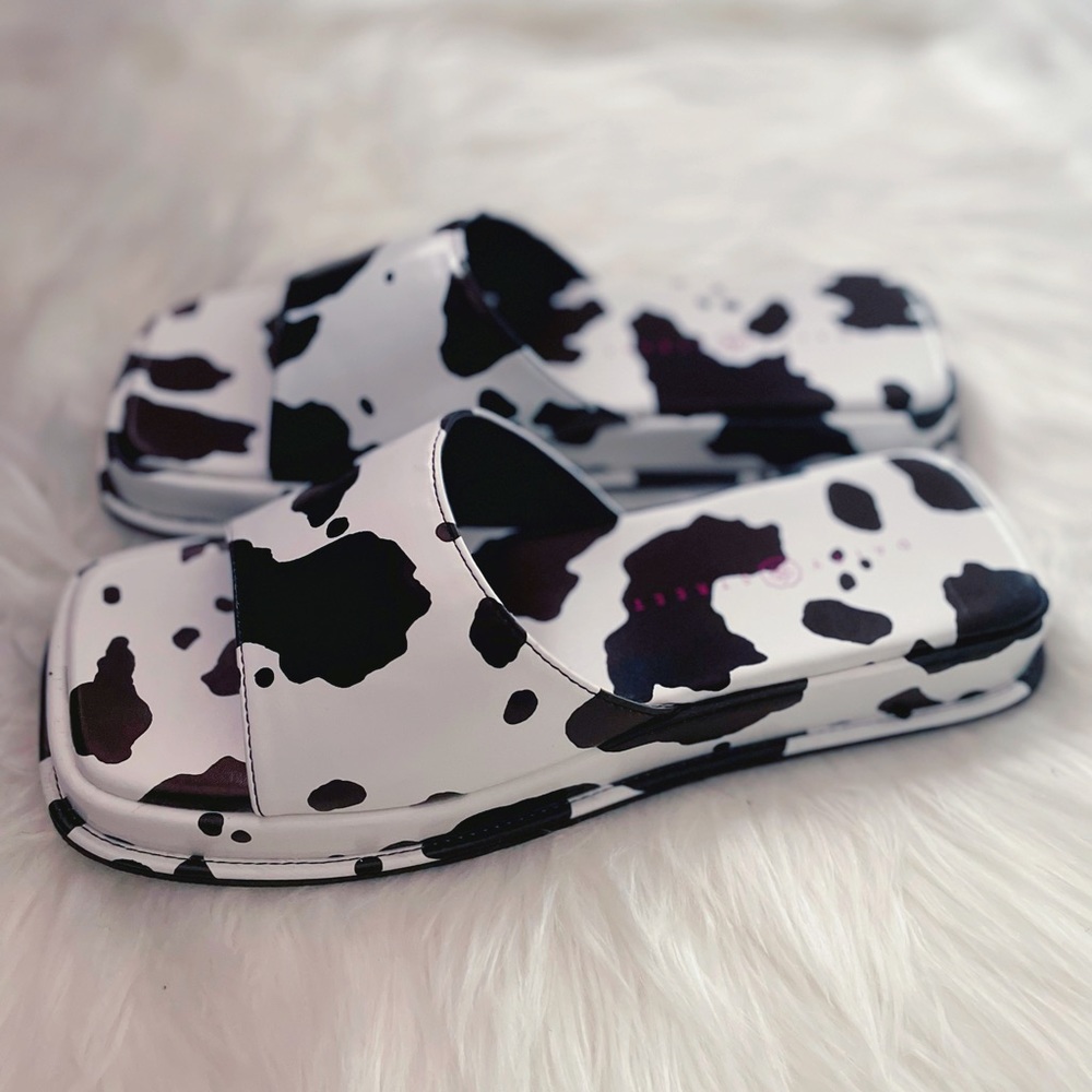 Daisy Street ASOS Cow Print Square toe Sandals ๐ - Picture 2 of 6